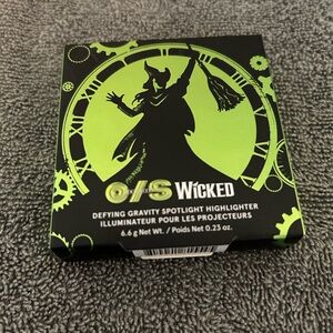 O/S Wicked Defying Gravity Spotlight Highlighter - New in box